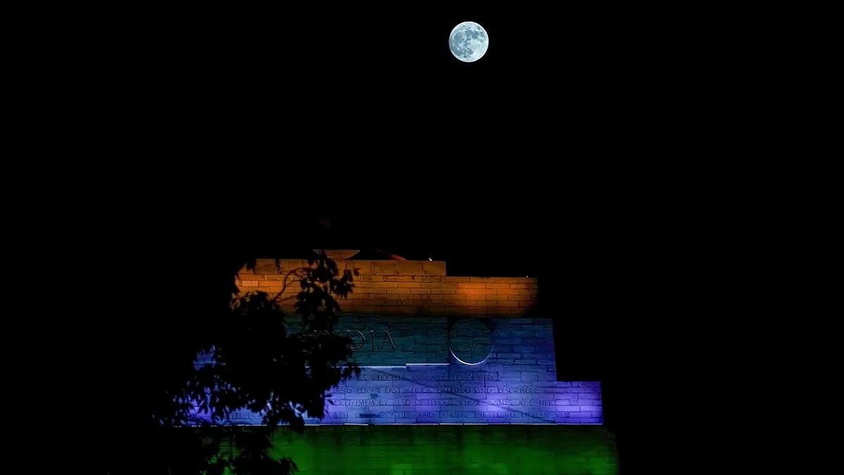 Super Blue Moon in New Delhi