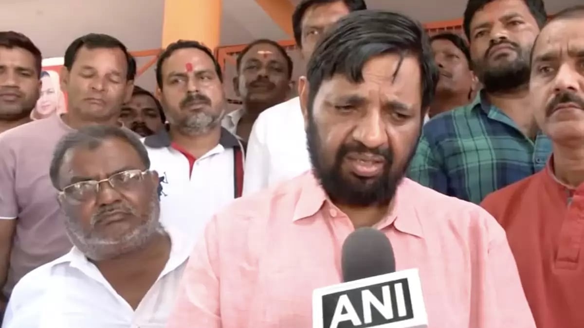 A person was shot dead inside BJP MP Kaushal Kishore's residence