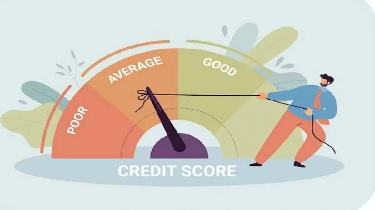 A person is trying to improve his credit score
