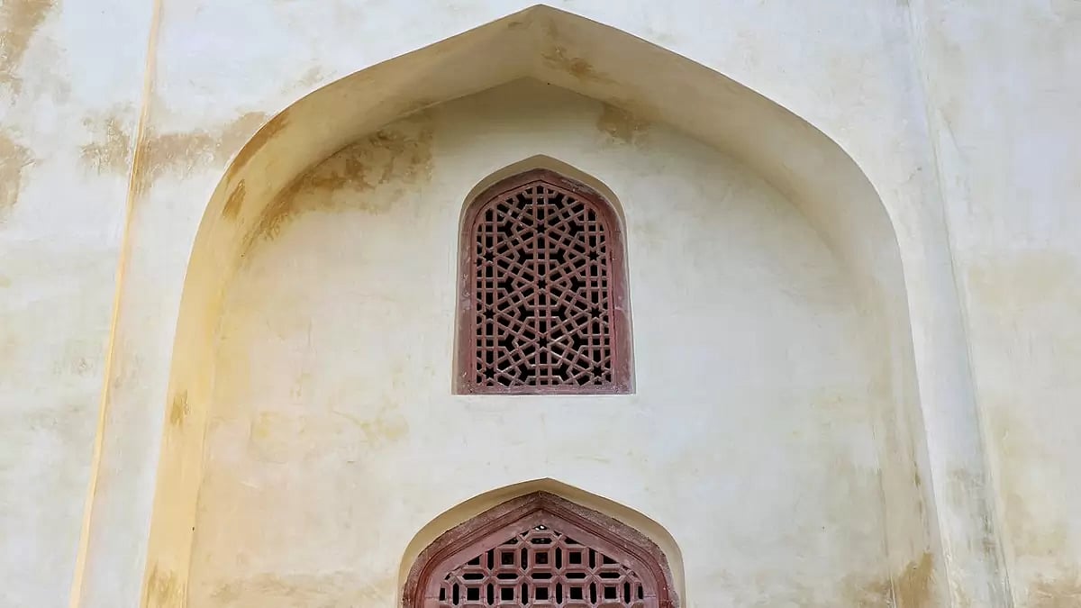 Gol Gumbad near Nizamuddin