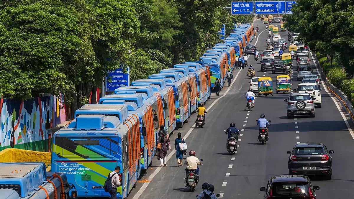 The Delhi government has approved a scheme for a premium bus service 