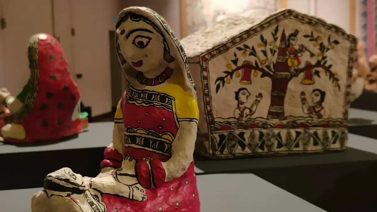 Traditional Paper Mache artworks by Padmashree-winning artist Subhadra Devi 