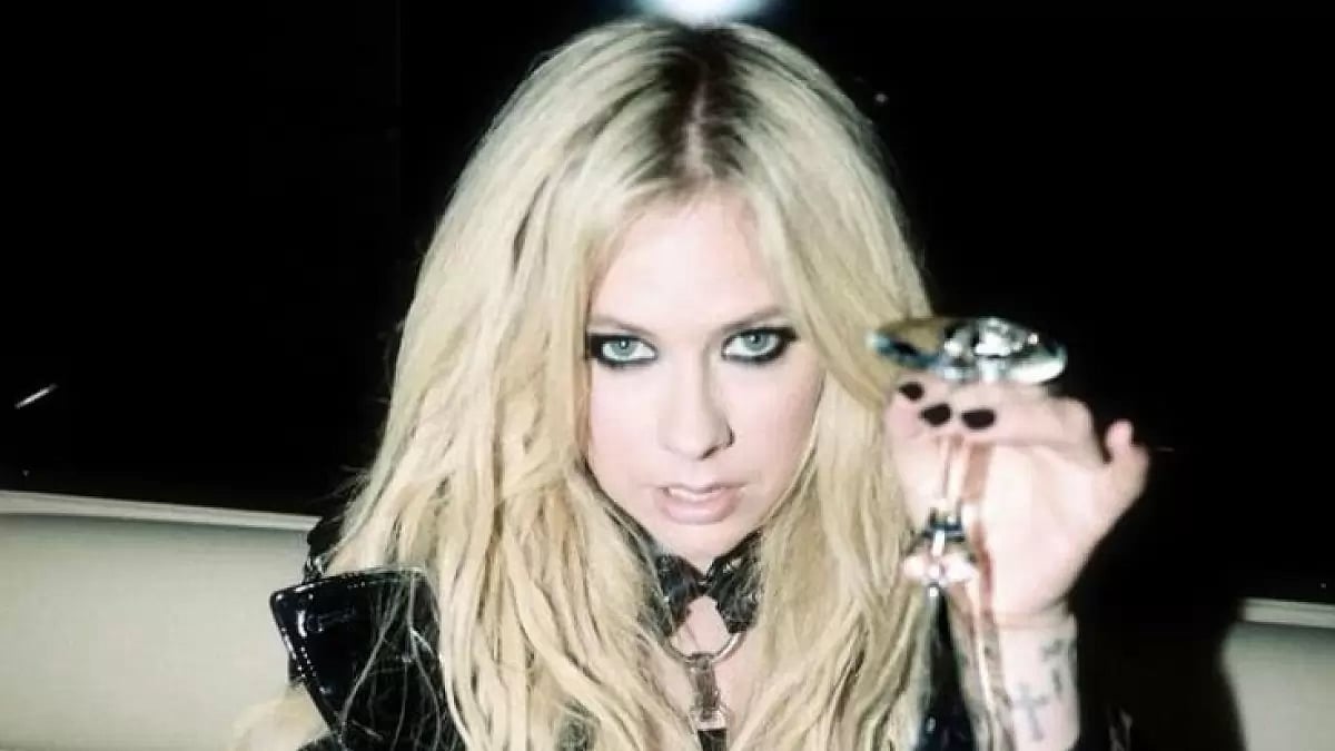 Avril Lavigne's Edgy New York Look