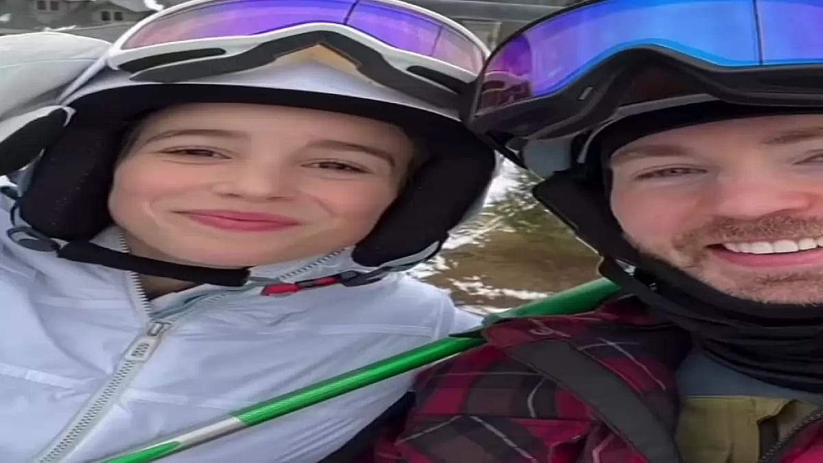 Chris Evans and Alba Baptista