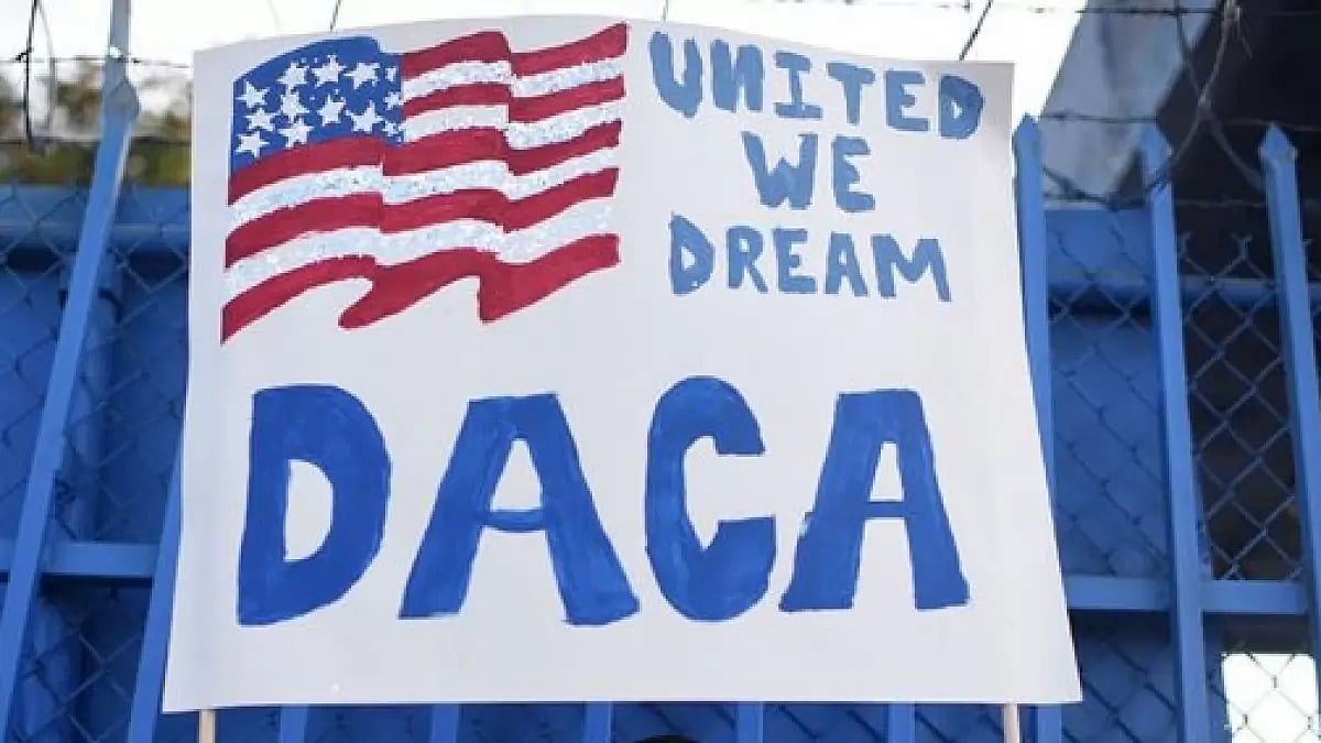 Dreamers struggle to keep the DACA program active in the US.  