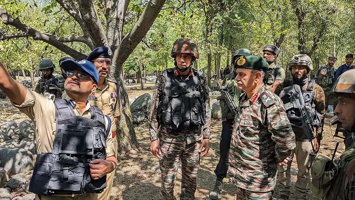 Gen. Upendra Dwivedi in Anantnag