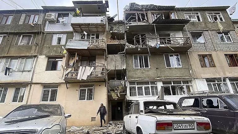 Azerbaijan Armenia conflict - null