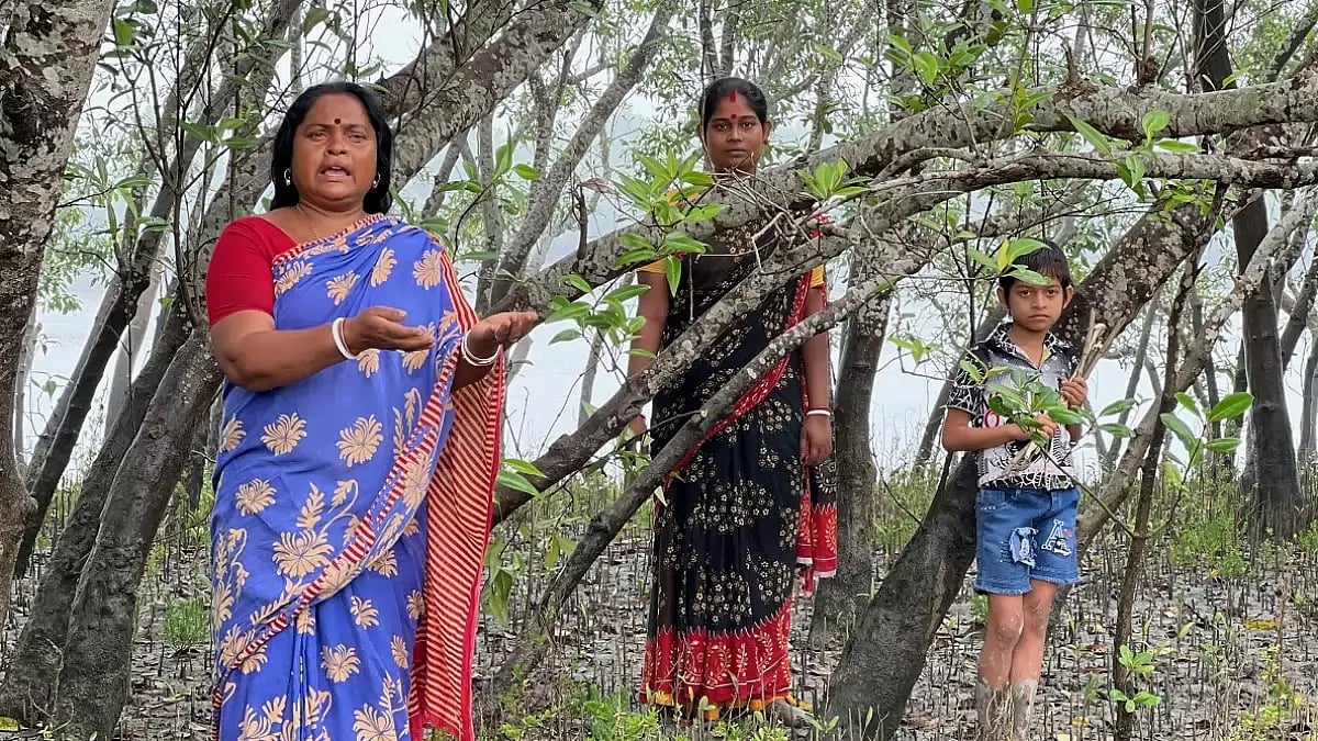 Ishita Chakraborty art captures the invisible lives of women of Sundarbans