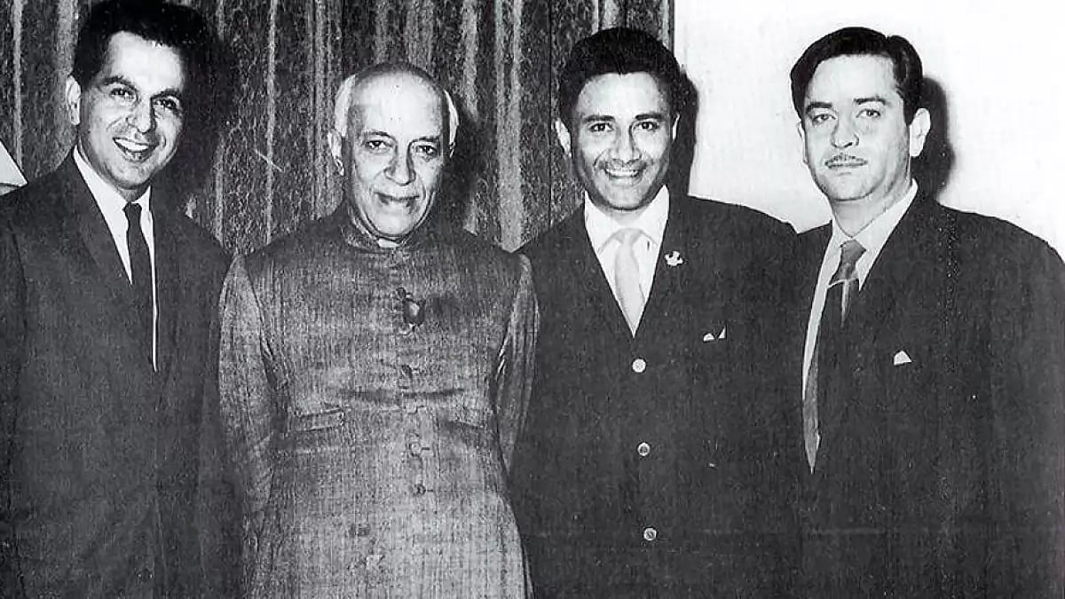 Dev Anand with Pandit Jawaharlal Nehru, Dilip Kumar and Raj Kapoor 