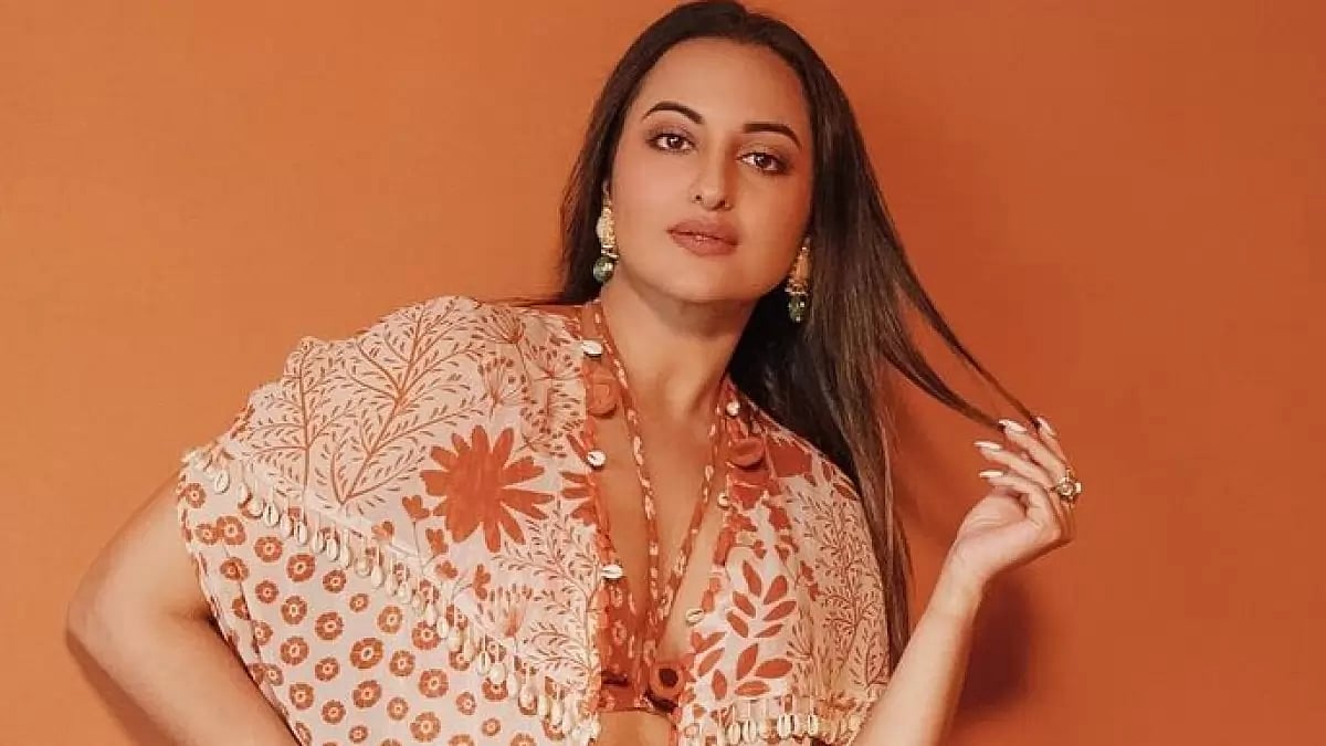 Instagram : Sonakshi Sinha