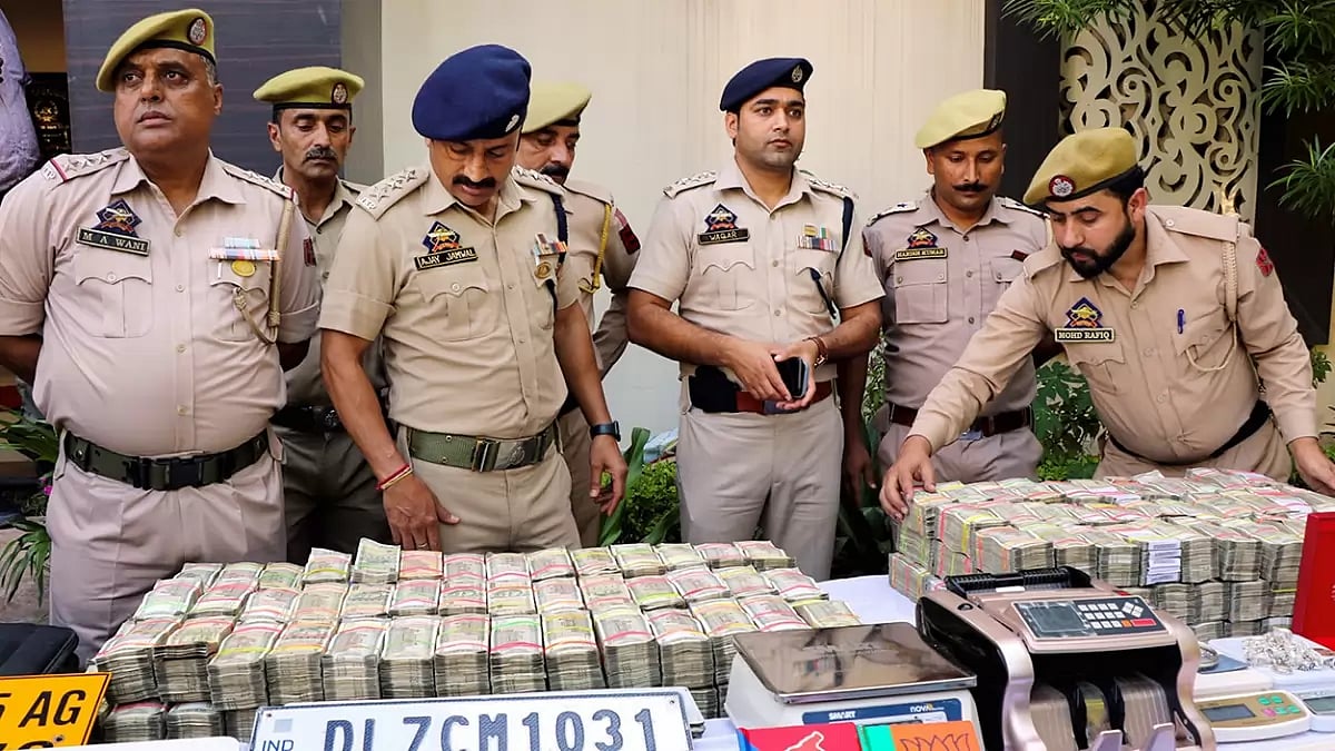 File photo : To maintain vigilance, the Commission has deployed 824 flying squads and surveillance teams across the state.  (representative image)