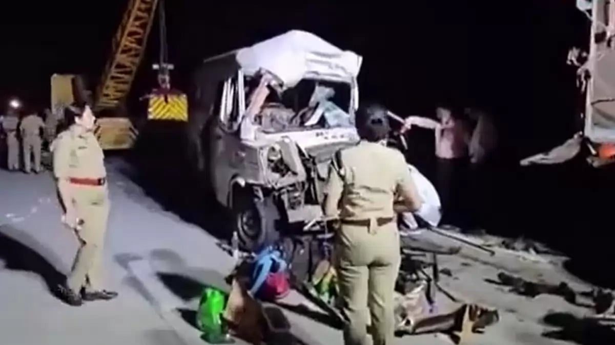 12 killed, several injured after a mini-bus collided with a container on Samruddhi Expressway.