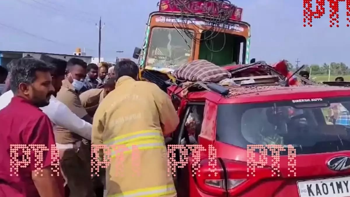 A car and truck collided head-on killing eight people in Tamil Nadu.