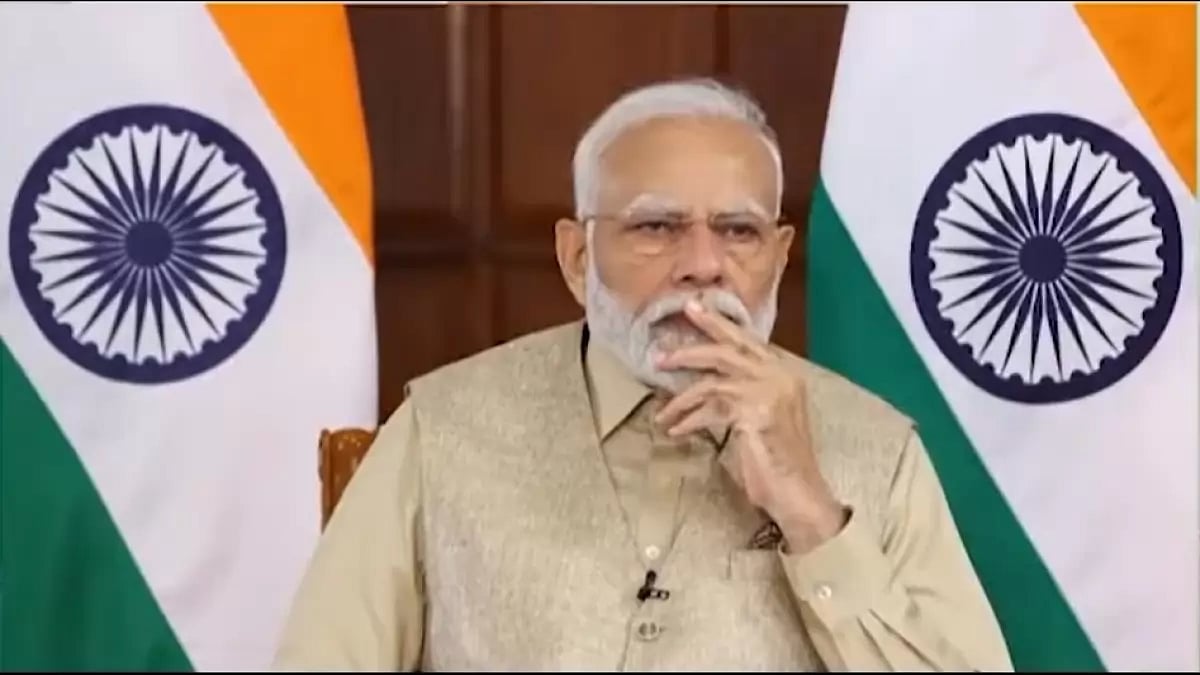 PM Narendra Modi inaugurated and laid foundation stones for several port-related projects.