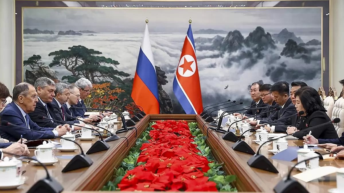 South Korean Military Claims North Korea Supplied Missiles To Russia For Ukraine War