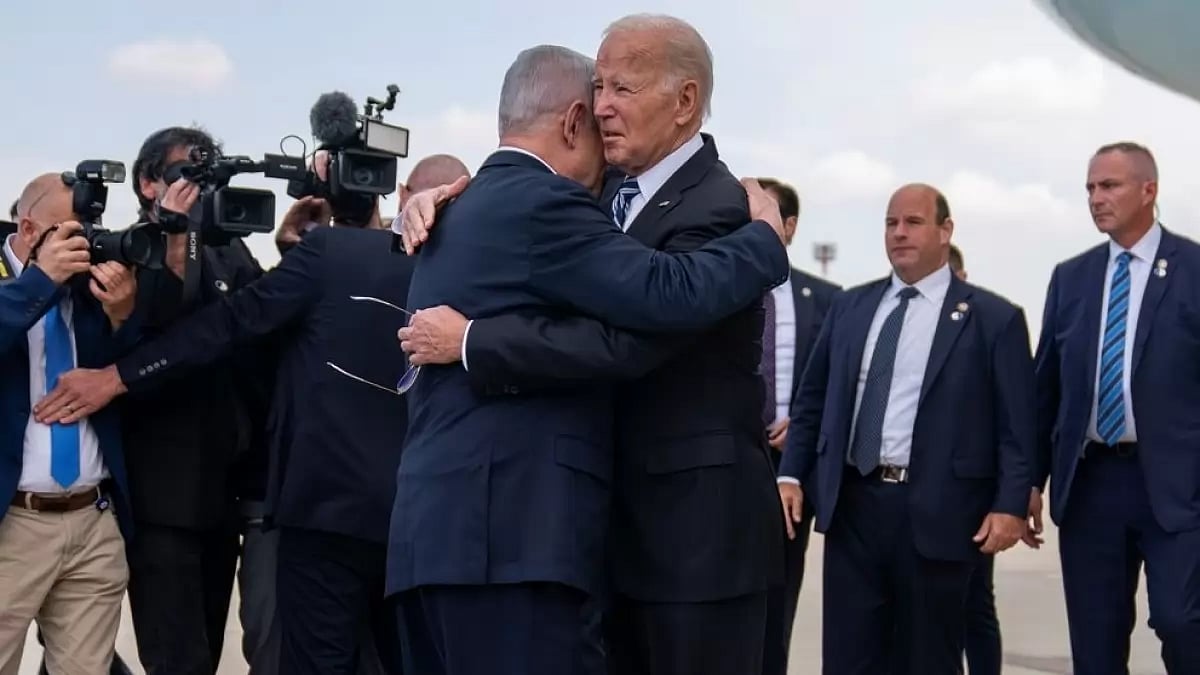 US President Joe Biden with Israeli Prime Minister Benjamin Netanyahu at Tel Aviv