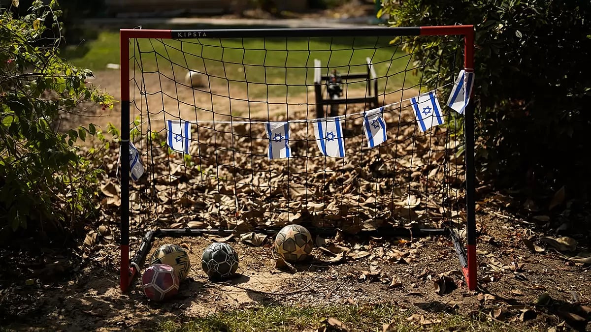 Israel Palestinians Battered Kibbutz