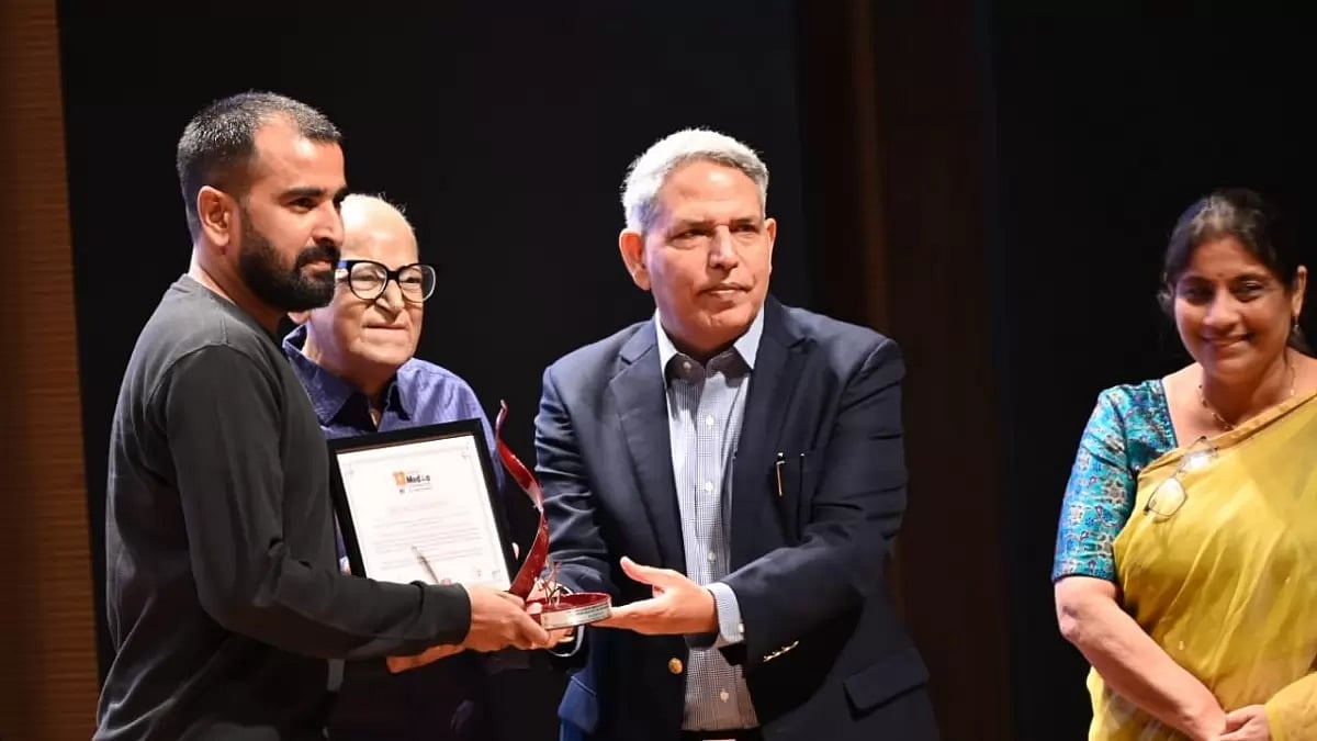 Outlook's Md Asghar Khan wins 2023 Laadli Media Award