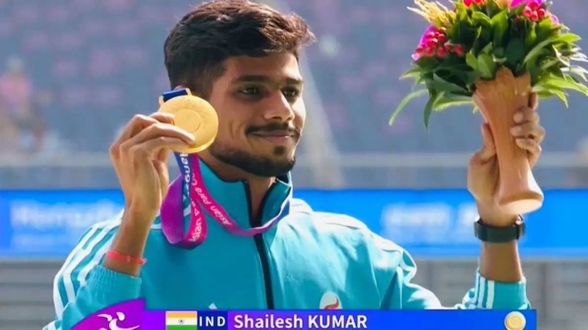 India's Shailesh Kumar poses with the Gold medal