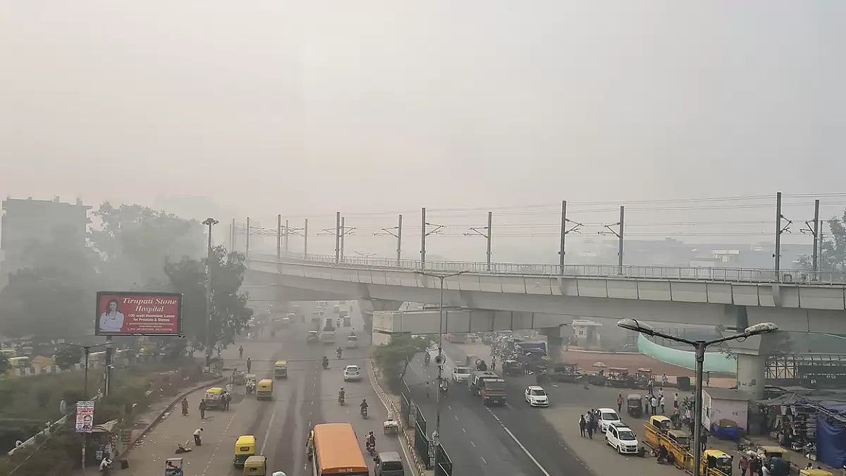 Hazy weather conditions in Delhi