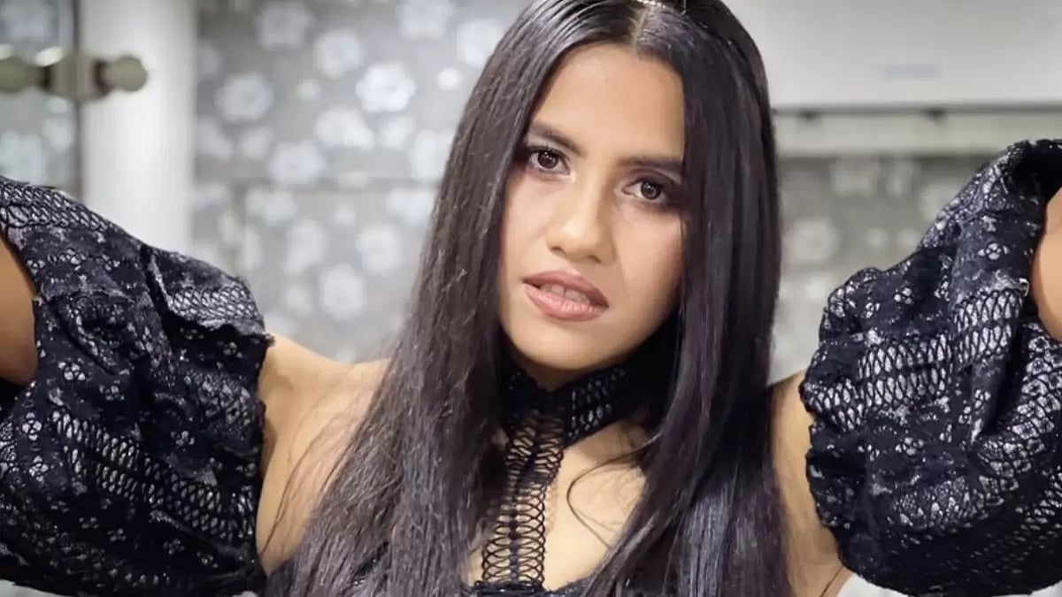 Nikhita Gandhi