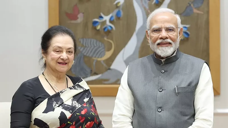 PM Narendra Modi Meets ‘Wonderful’ Saira Banu, Shares Pictures