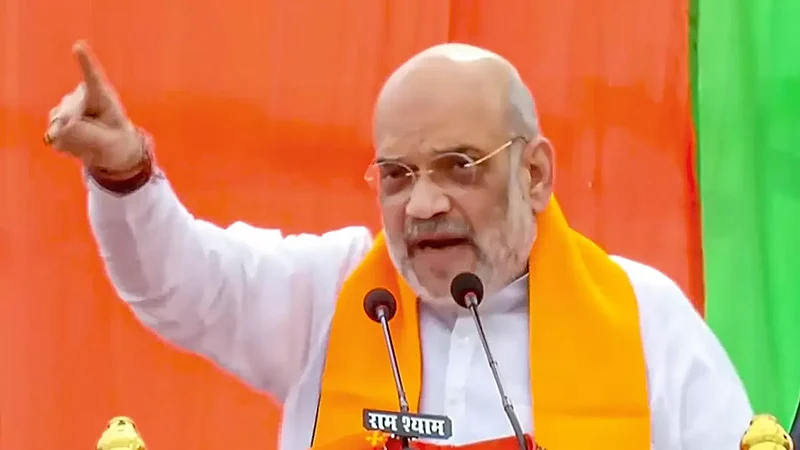 Amit Shah Offers Prayers At Bhagyalakshmi Temple In Hyderabad