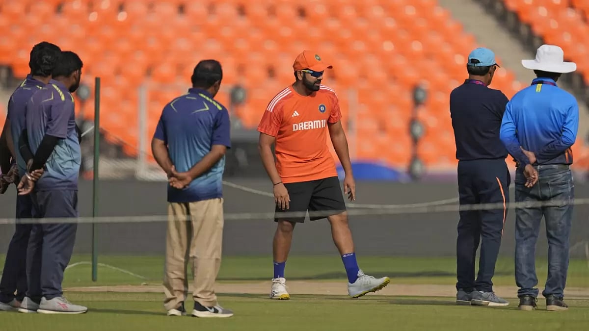 India Vs Australia Final, ICC Cricket World Cup 2023: BCCI Curators Monitor Pitch Preparations, Head Pitch Consultant Andy Atkinson To Join Tomorrow