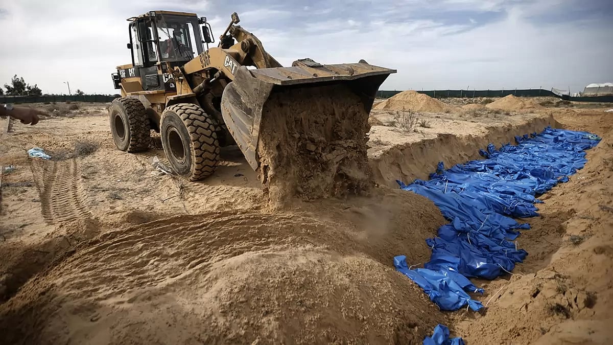 Palestinians Mass Grave