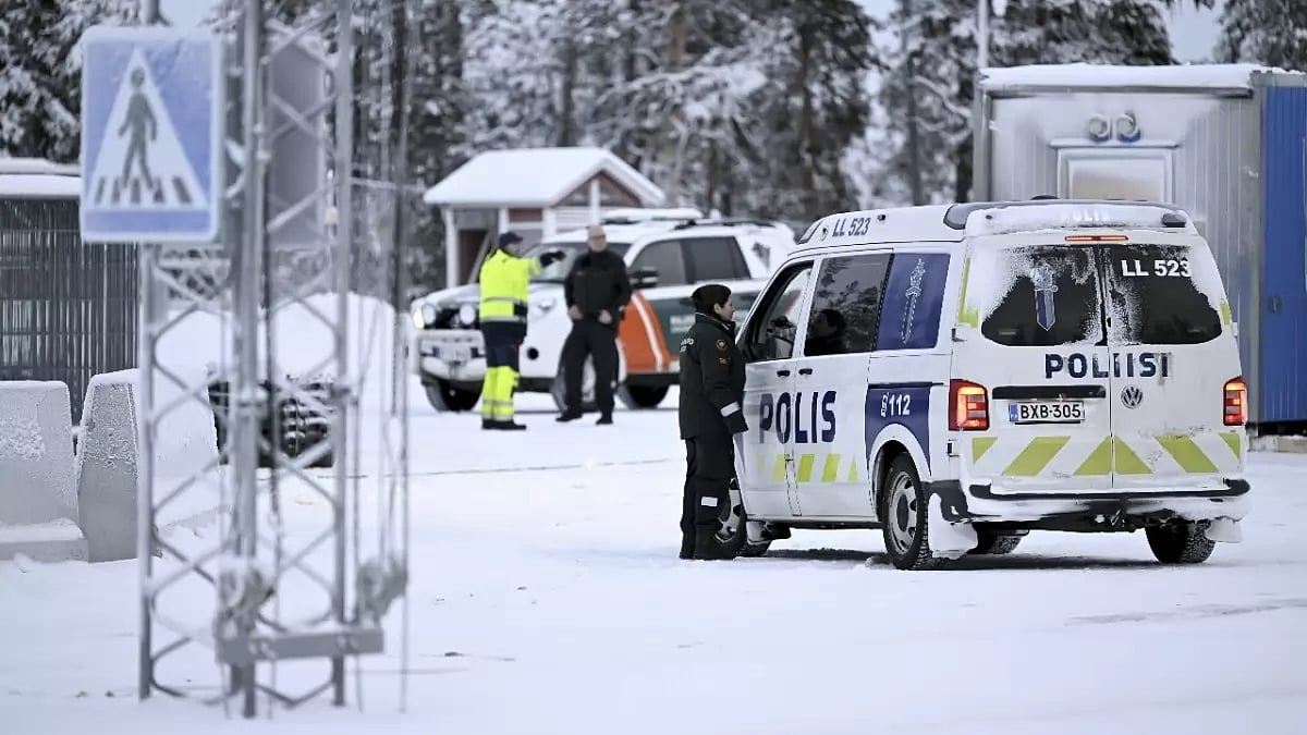 Finnish border guards enhance security at Raja-Jooseppi crossing along Finland-Russia border. 