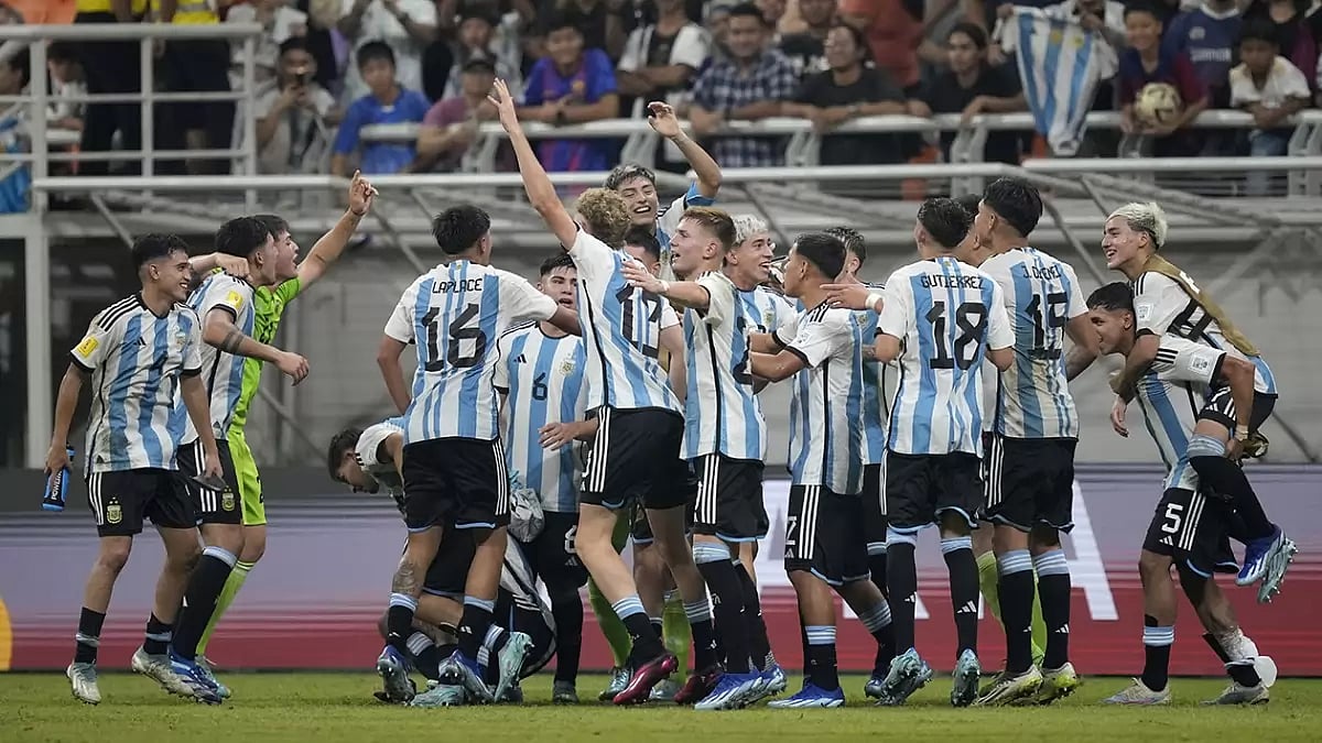 FIFA U-17 World Cup: Argentina vs Brazil