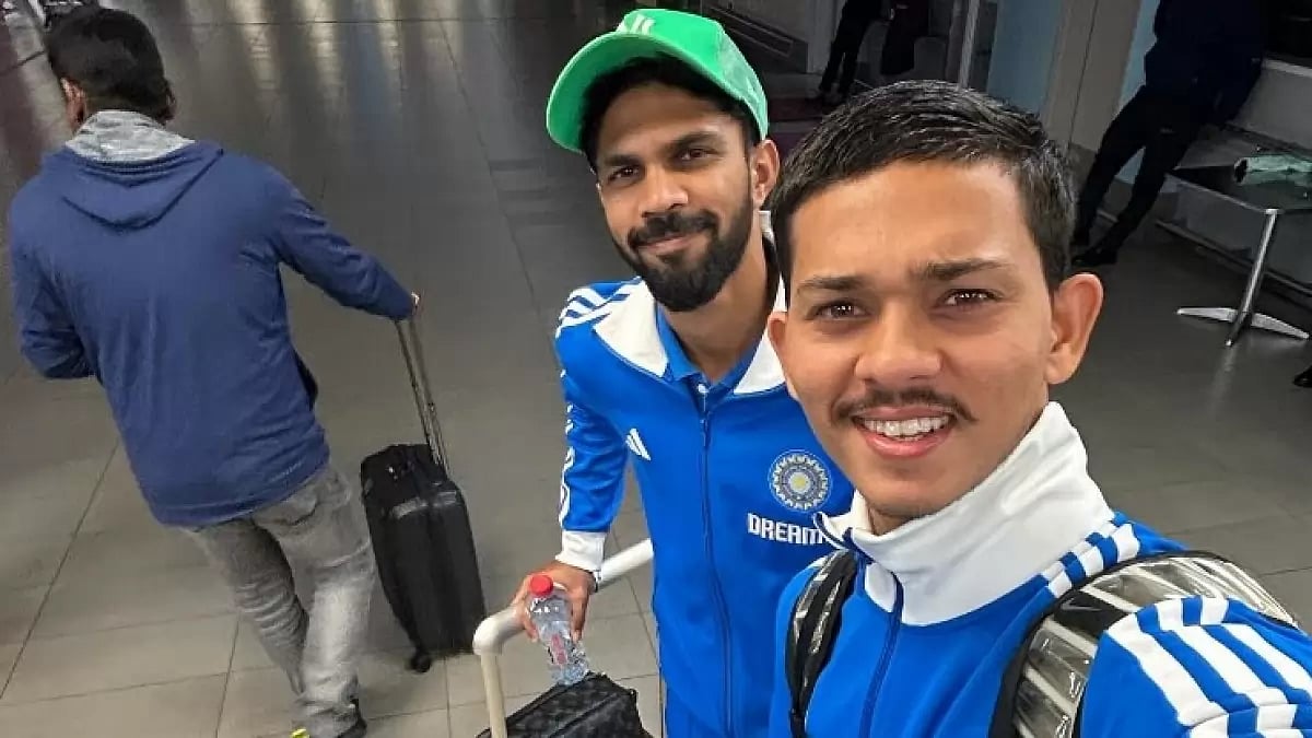 Ruturaj Gaikwad (L) and Yashasvi Jaiswal pose for a picture upon arriving in Durban. 
