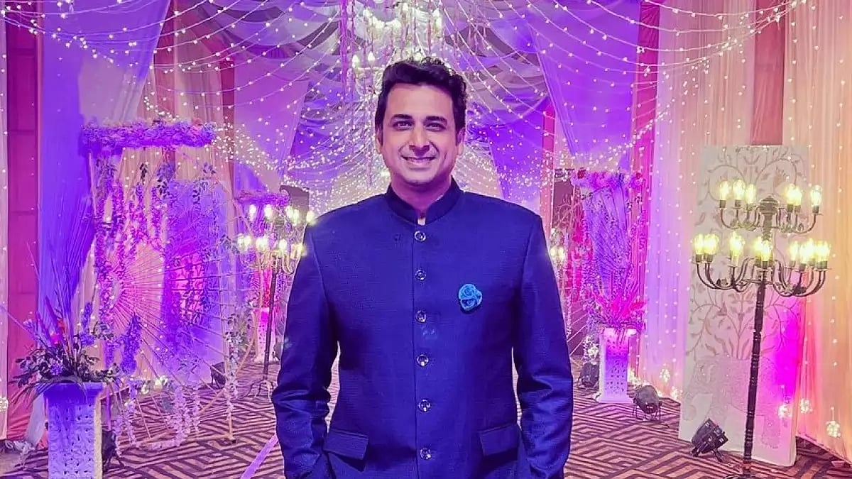 Actor Sarwar Ahuja