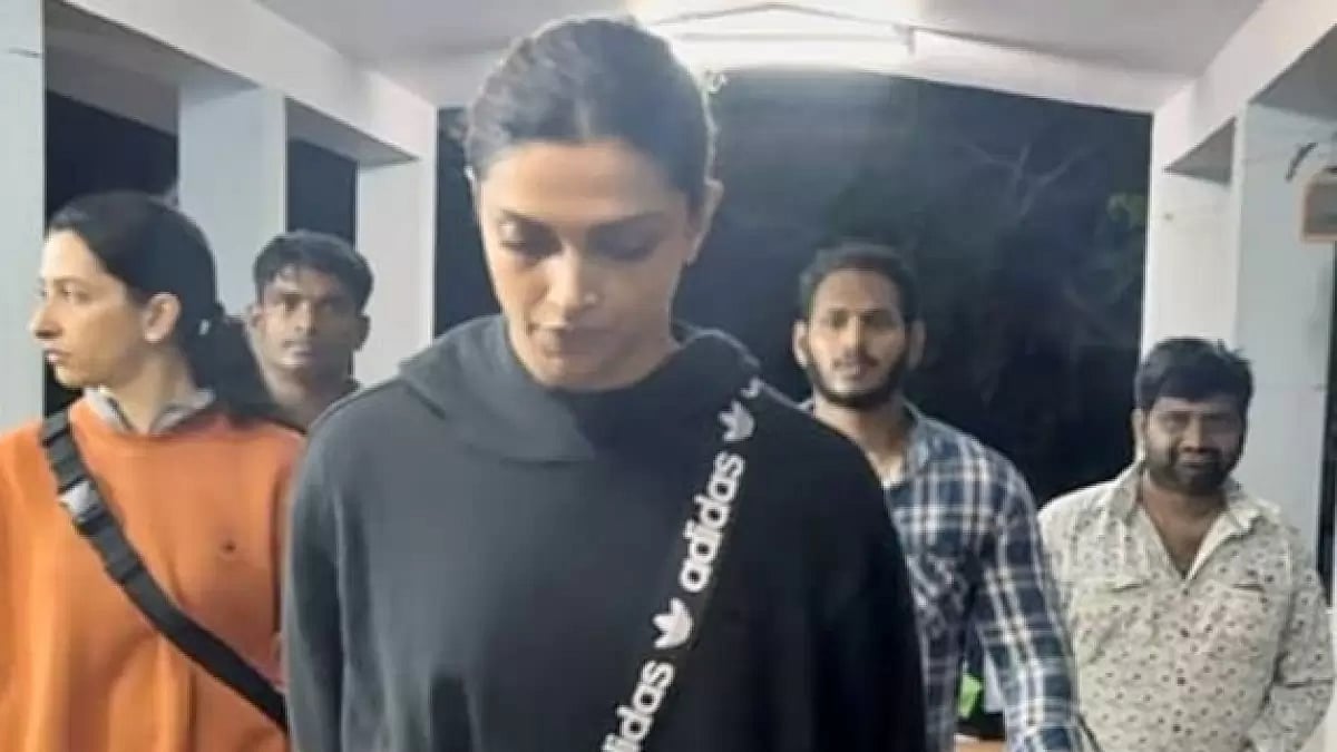 Deepika Padukone with sister Anisha