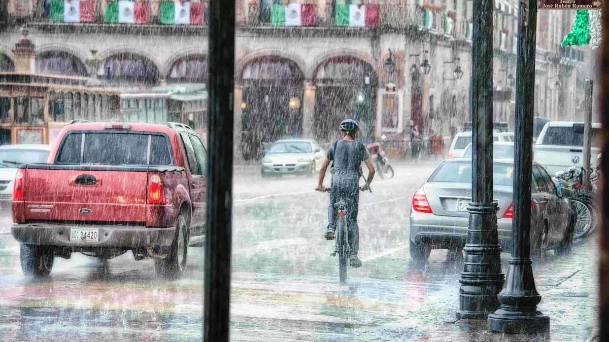 Intense Storm Hits East Coast, Agency Warns Widespread Dangerous Flooding 