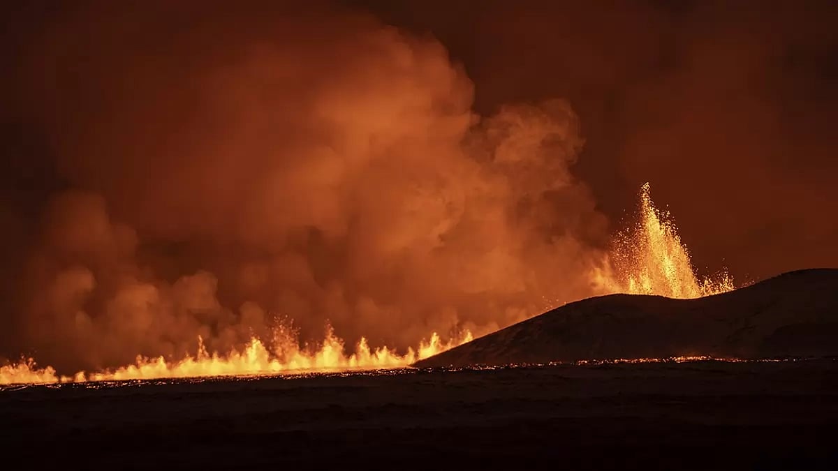 Iceland volcano eruption