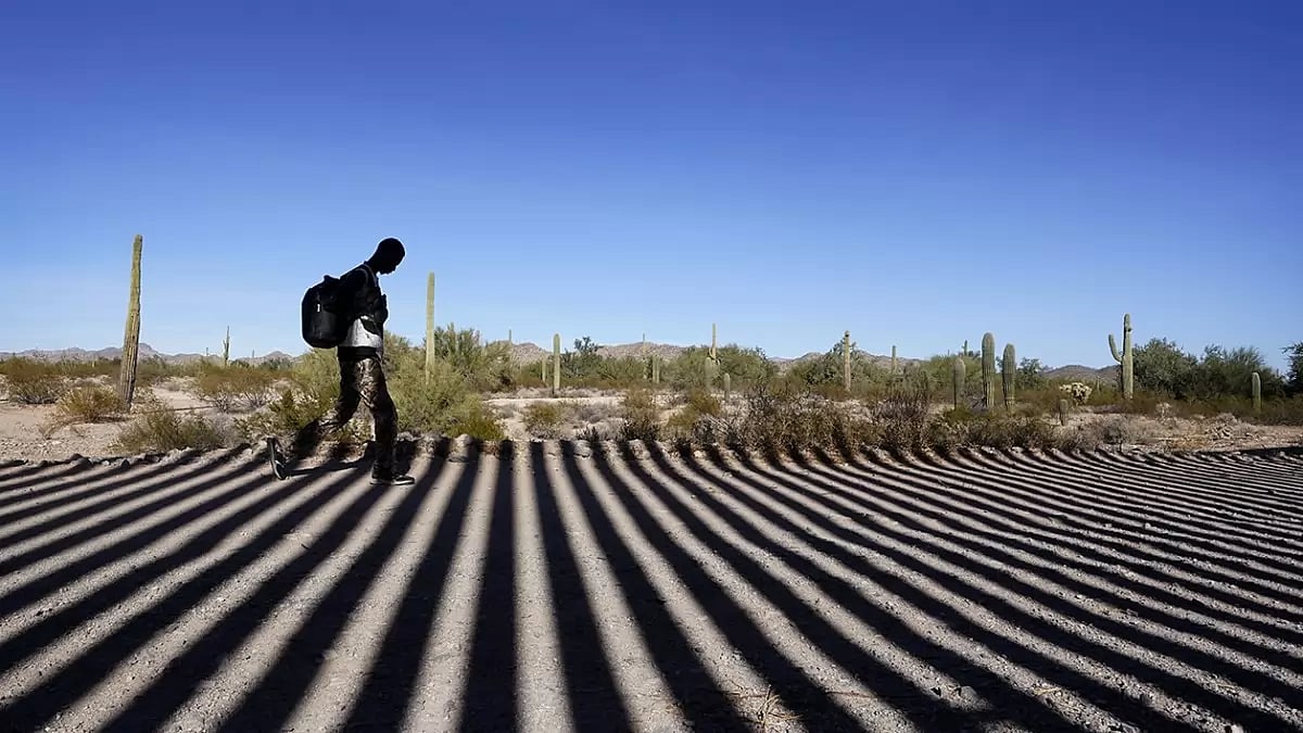 Border Illegal Crossings