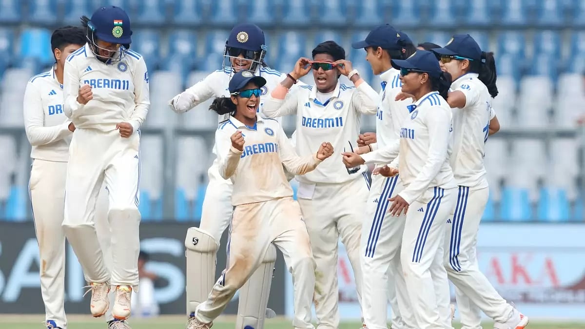 India women's team celebrate a wicket