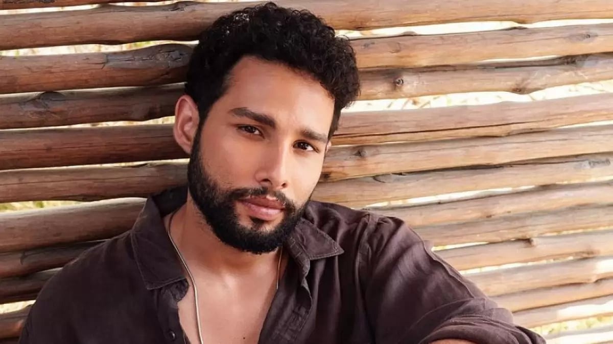 Instagram : Siddhant Chaturvedi