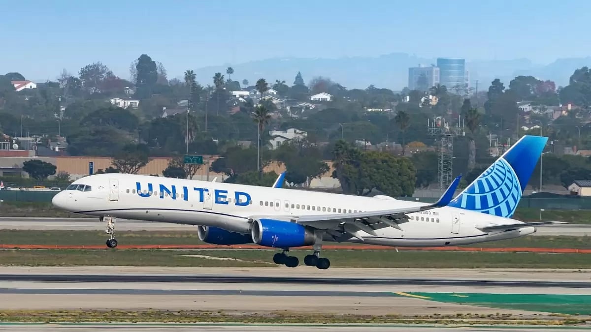 Passengers on a United Airlines flight,  faced an unfortunate beginning in 2024.