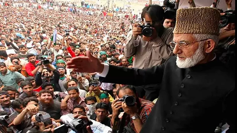 Syed Ali Shah Geelani, the Kashmiri separatist leader and founder of Tehreek-i-Hurriyat (TEH) - null