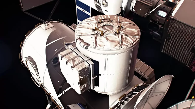 UAE Partners with NASA to Build Lunar Gateway Airlock For First Space Station Orbiting Moon - null