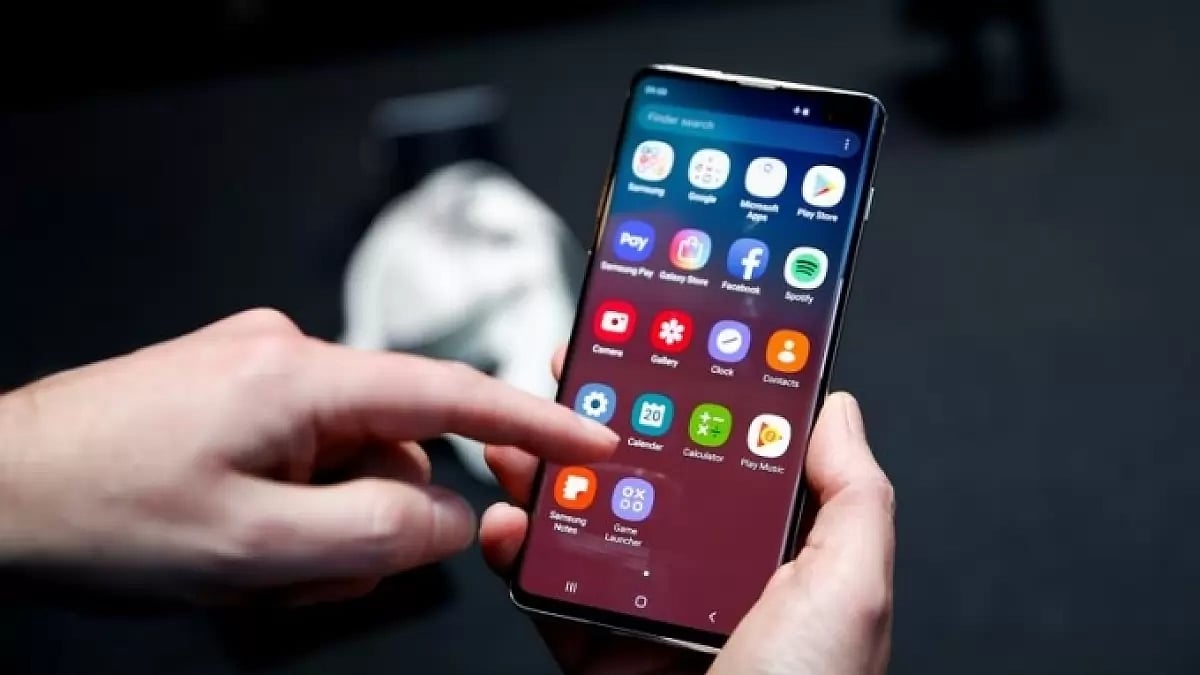 Bes phone under 15000