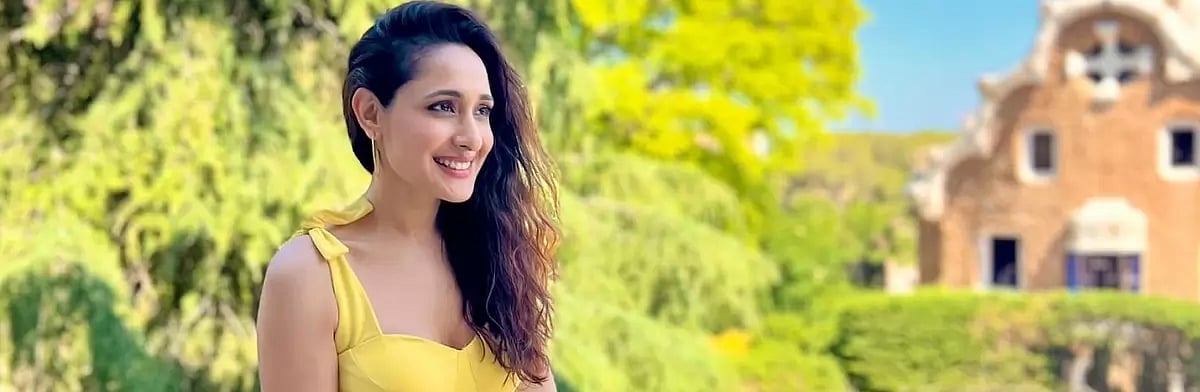 Instagram : Pragya Jaiswal