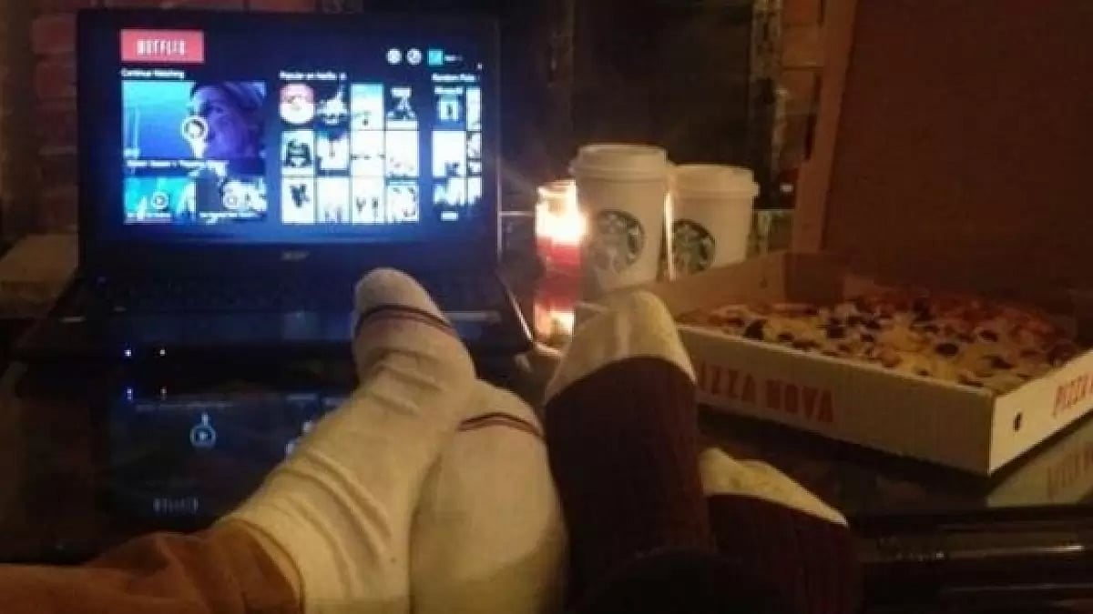 8 Best Movies To Watch With Your Bae