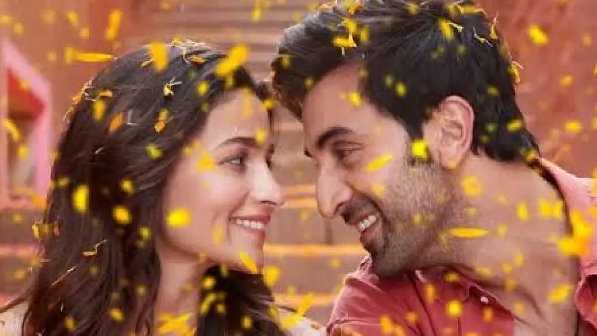 'Brahmastra' Stars Alia Bhatt, Ranbir Kapoor Call 'Kesariya' Their Couple Song
