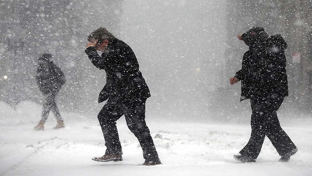 Eastern US winter storm: In Pictures