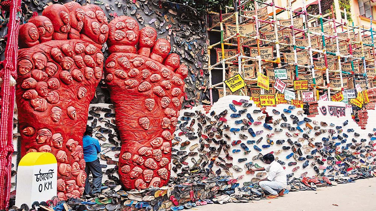 Feat Of Clay: Bengal’s Idol-makers Are Pushing Boundaries Of Creativity This Durga Puja Season