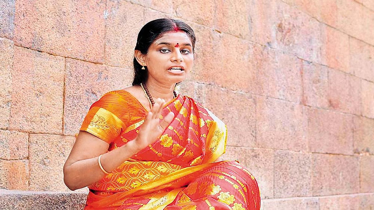 Shakti Sings For Shiva: The Woman Hymn Singer In Tamil Nadu Temples