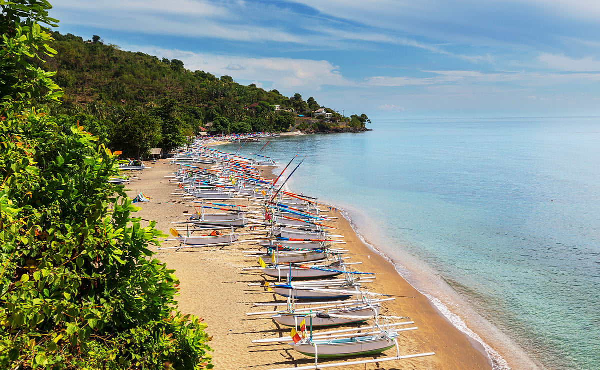 Shutterstock : Indonesia is the world’s largest archipelagic nation, spread across more than 17,000 islands 